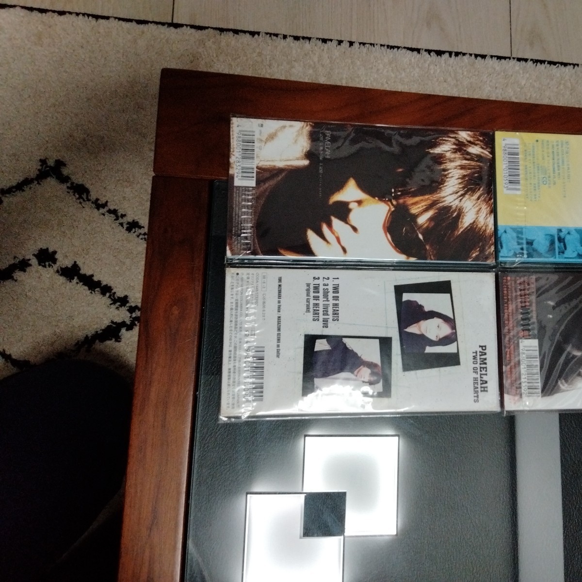 PAMELAH パメラ シングルCD 新品 未開封 TWO OF HEARTS 記憶 魅惑の扉 a short lived love キズナ 心の鍵 いとしいキミ yeah happiness_画像5