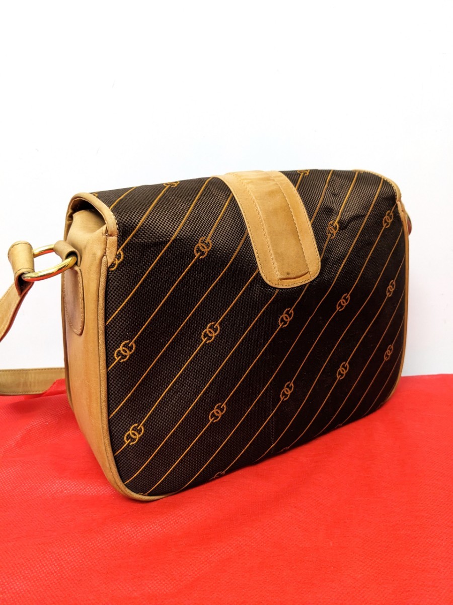 美品!Gucci ショルダーバッグ オールドグッチ 流れ星 インターロッキング