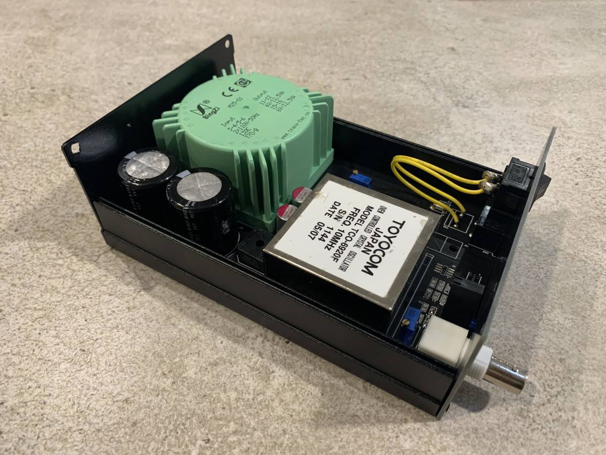 トロイダルコアトランス 電源式 OCXO マスタークロック 日本製 トヨコム TCO-6920 固体コンデンサ使用 (TCT-OCXO-6920)