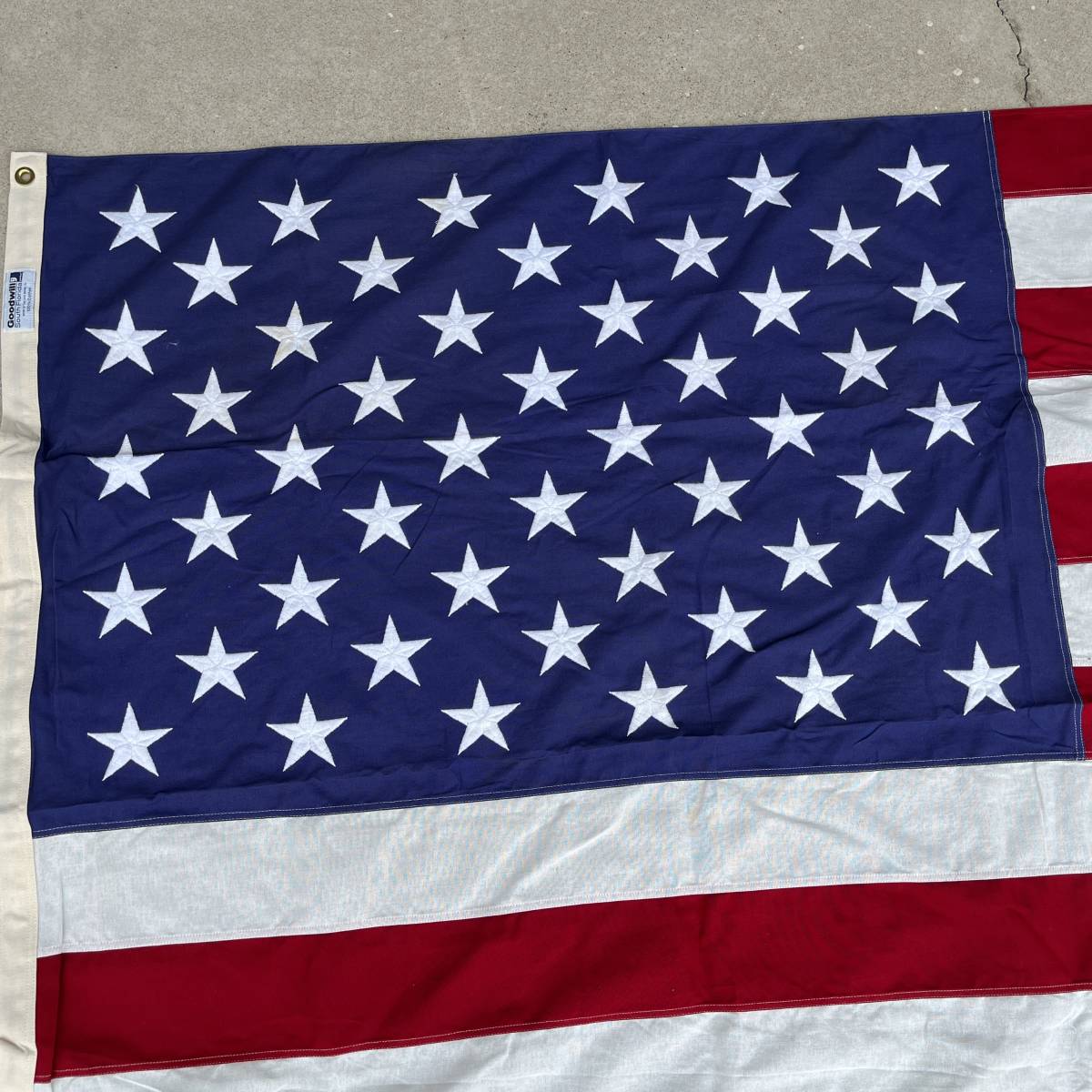 ビンテージ　Goodwill　USA製　超特大　294cm×149cm　フラッグ　星条旗　アメリカ国旗　刺繍　50スター　雑貨　アンティーク　230404_画像2