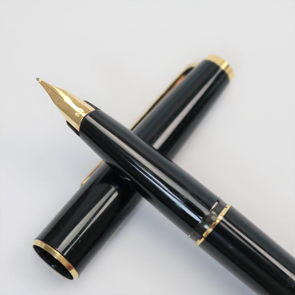 MONTBLANC/モンブラン】14K 585 万年筆 ゴールド&ブラック-