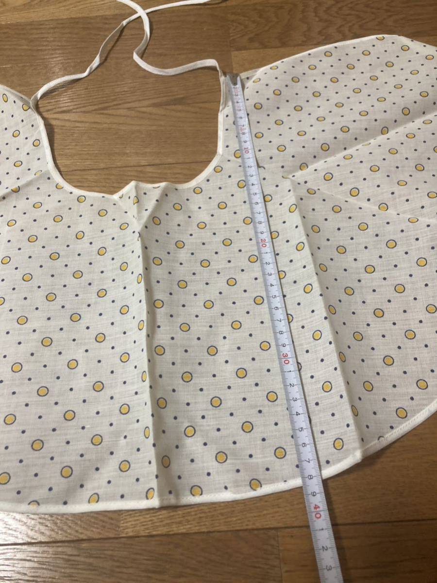 1510. unused * apron / cape * dot pattern 