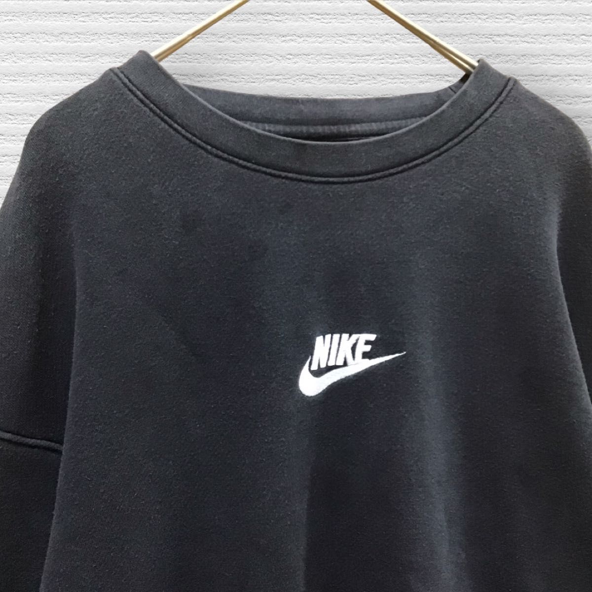 【センター刺繍ロゴ.匿名.翌日配送】NIKE ナイキ　スウェット　スウォッシュ スウェットトレーナー ワンポイント