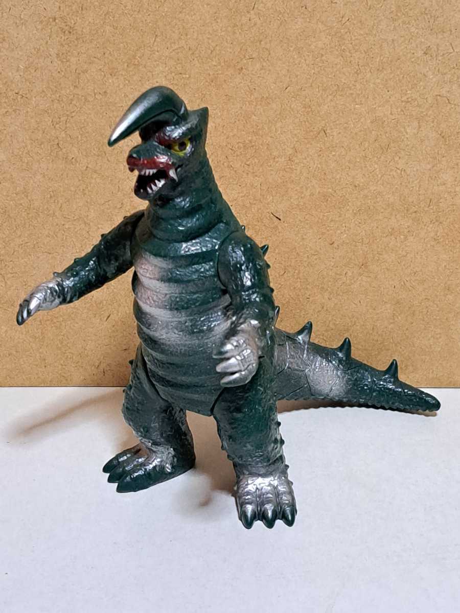 ポピー ブラックキング ソフビ - 通販 - xn--80adahukfqgd8at2jub.xn--p1ai