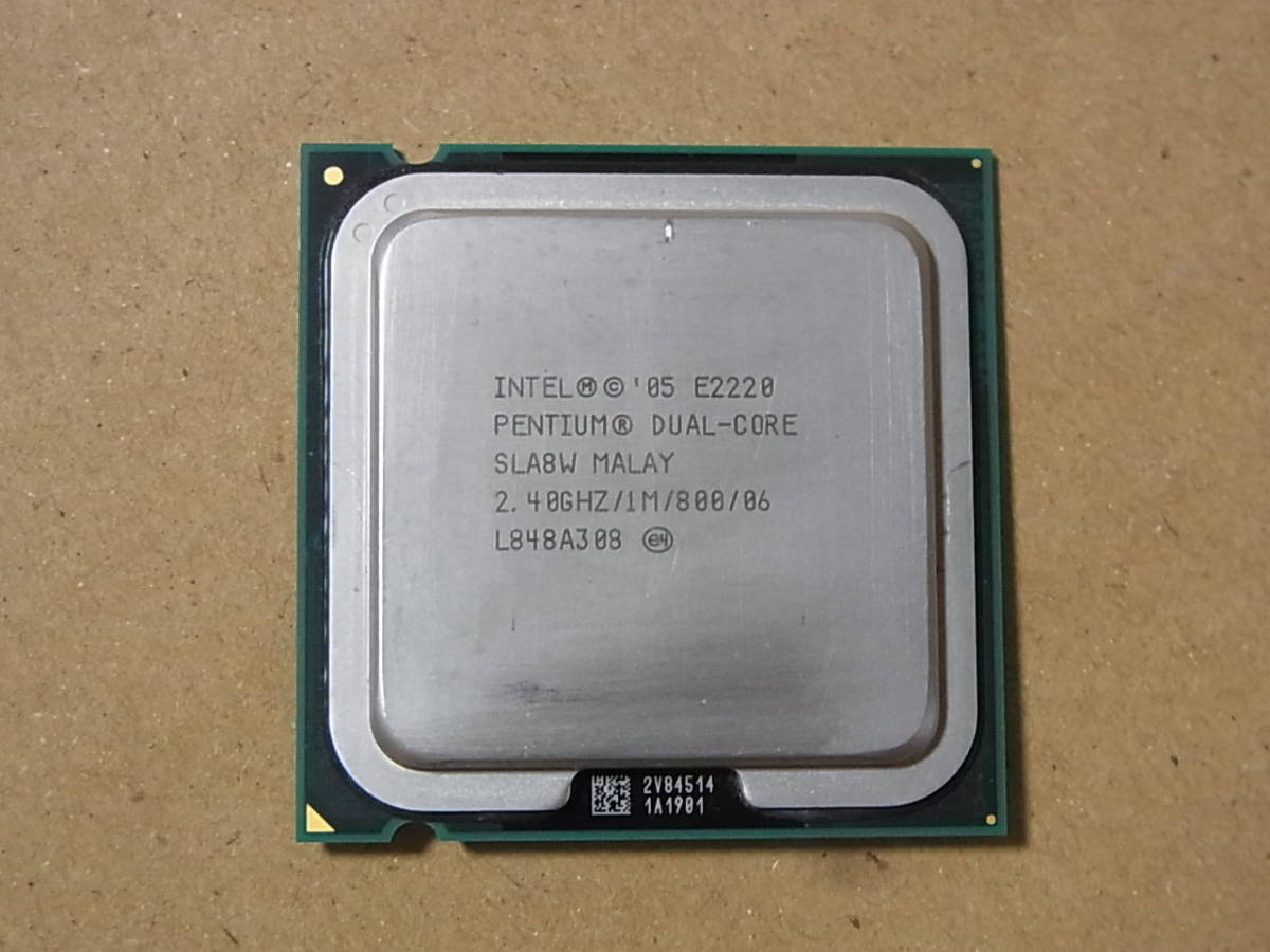 □Intel Pentium Dual-Core E2220 SLA8W 2.40GHz/1M/800/06 Allendale 2コア LGA775 ③ (Ci0468)_画像1