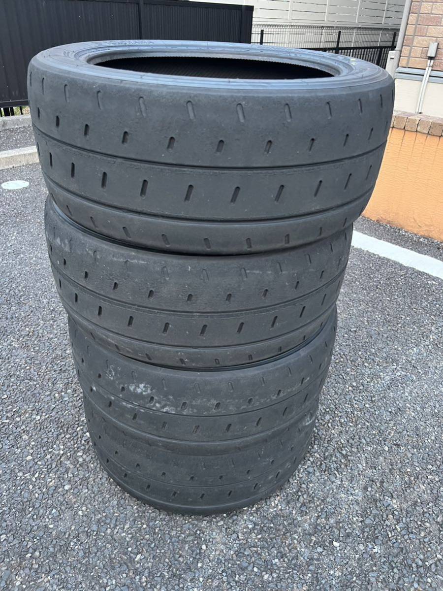 もらって嬉しい出産祝い 中古 R17スタッドレスタイヤ&17inch×8J