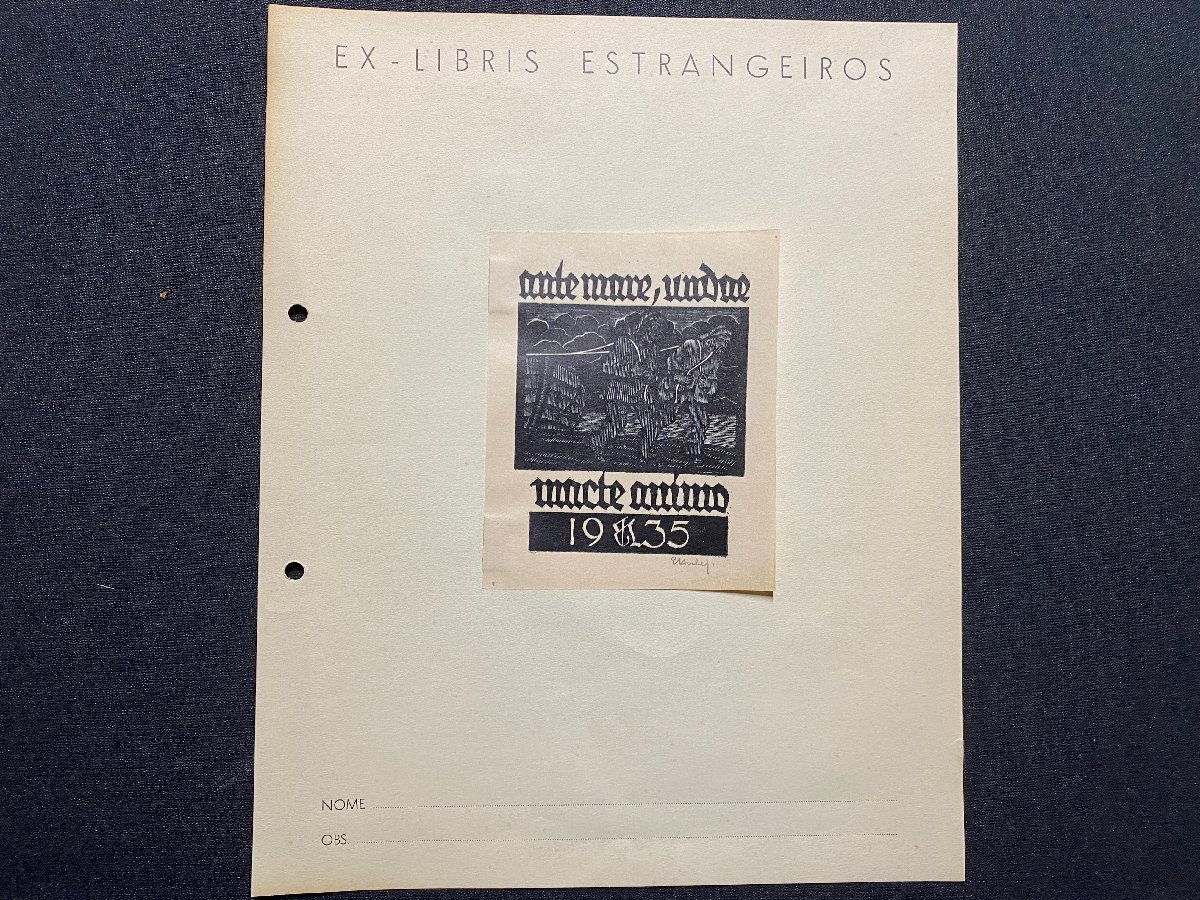 ｃ▼　蔵書票　EX-LIBRIS ESTRANGEIROS　1枚　印刷物　19 35　版画　紐で引く２人　図案　デザイン　/　L11-8_画像2