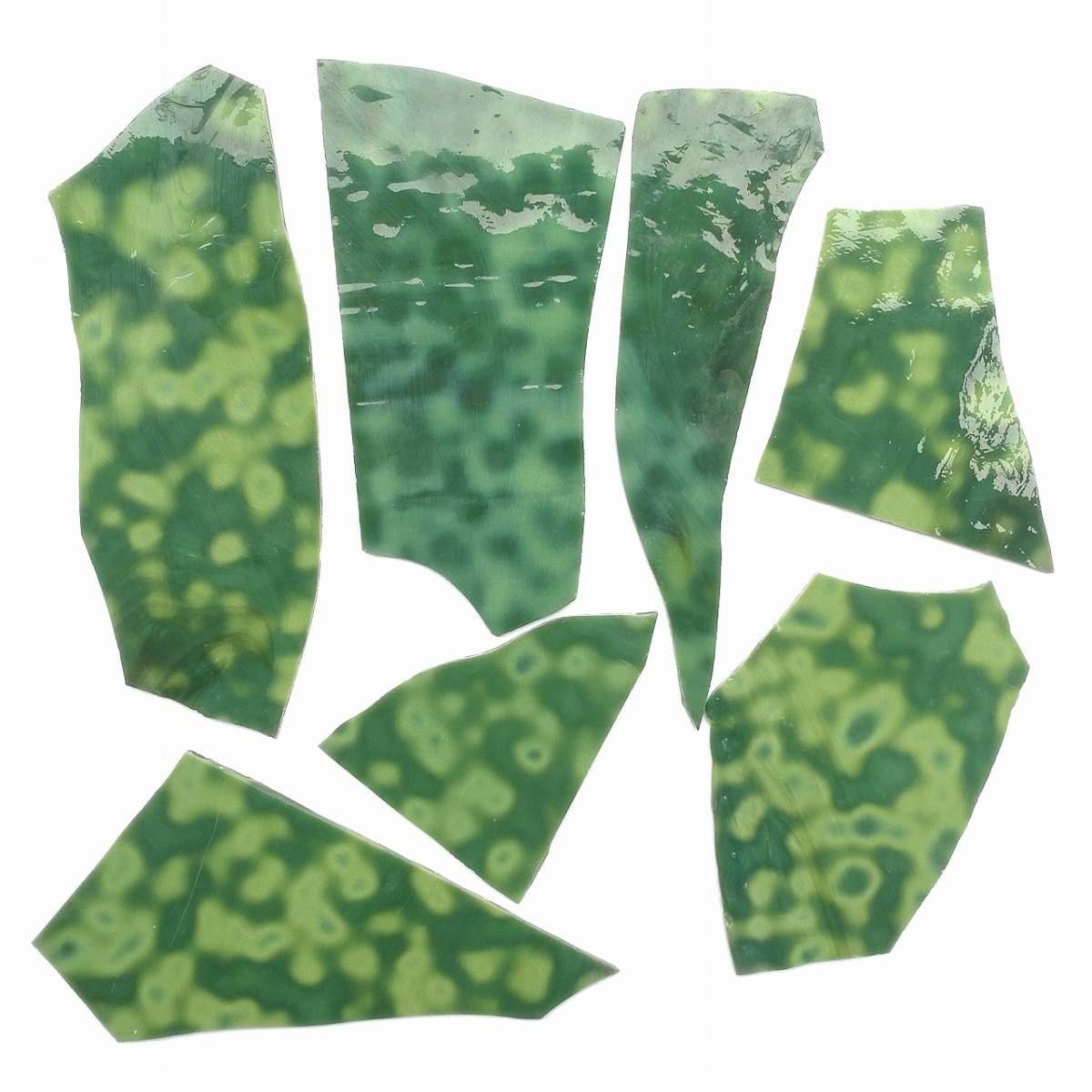カラーガラス 硝子 破片 ステンドグラス 材料 素材 緑色系 ハンドクラフト 硝子細工　【3634】_画像2
