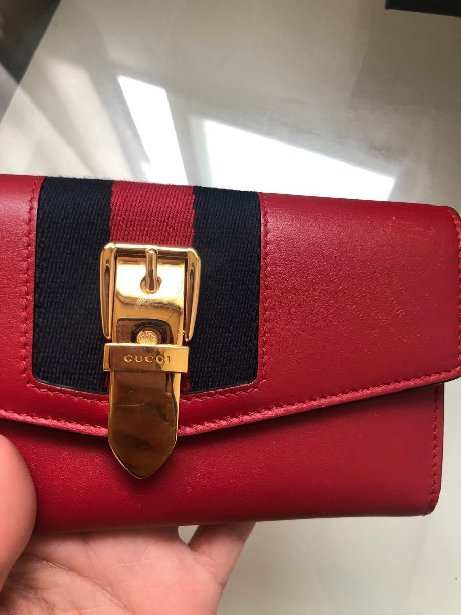 GUCCI グッチ　二つ折り長財布　シルヴィ　コンチネンタルウォレット　