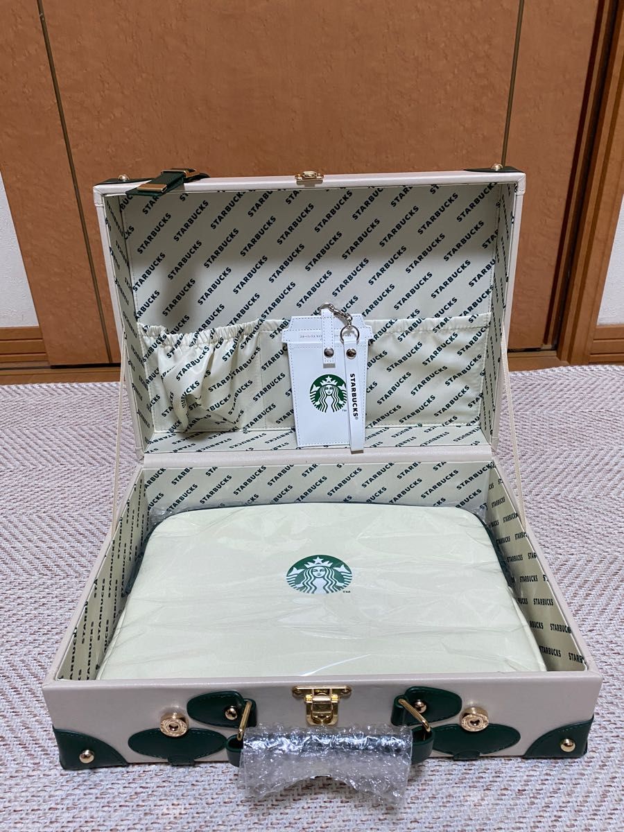 スターバックス　ジャーニートランク