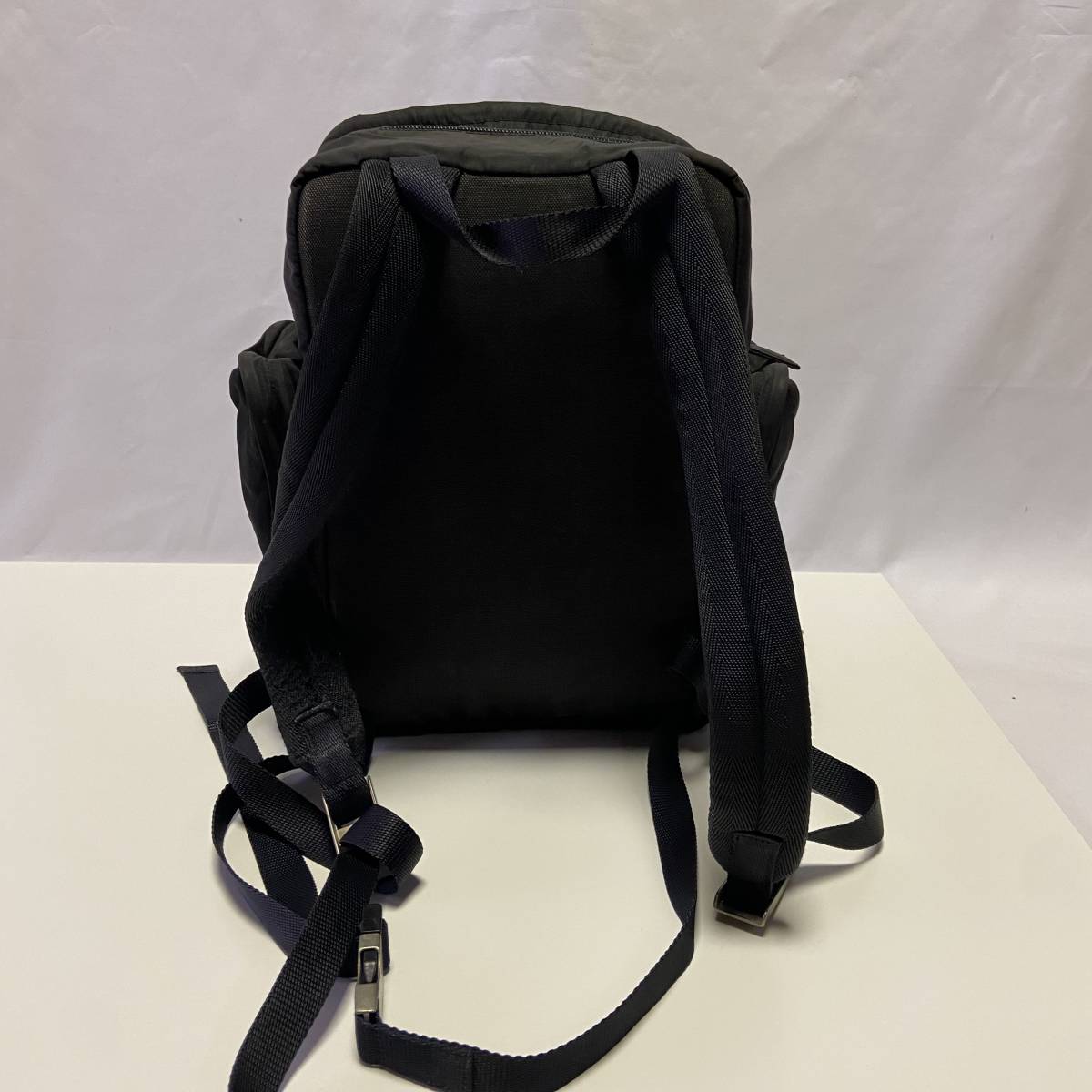 希少◇PRADA プラダ バックパック リュック トライアングルプレート