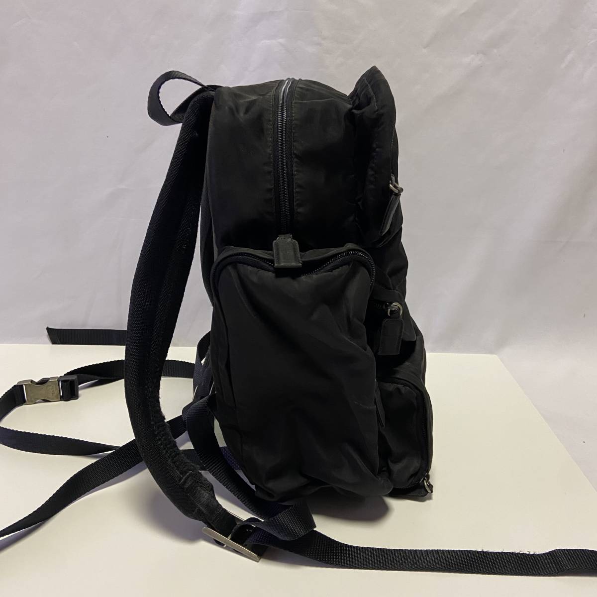 希少◇PRADA プラダ バックパック リュック トライアングルプレート