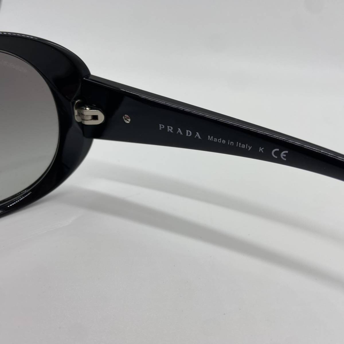 希少】PRADA プラダ サングラス シンボルロゴ ブラック ユニセックス