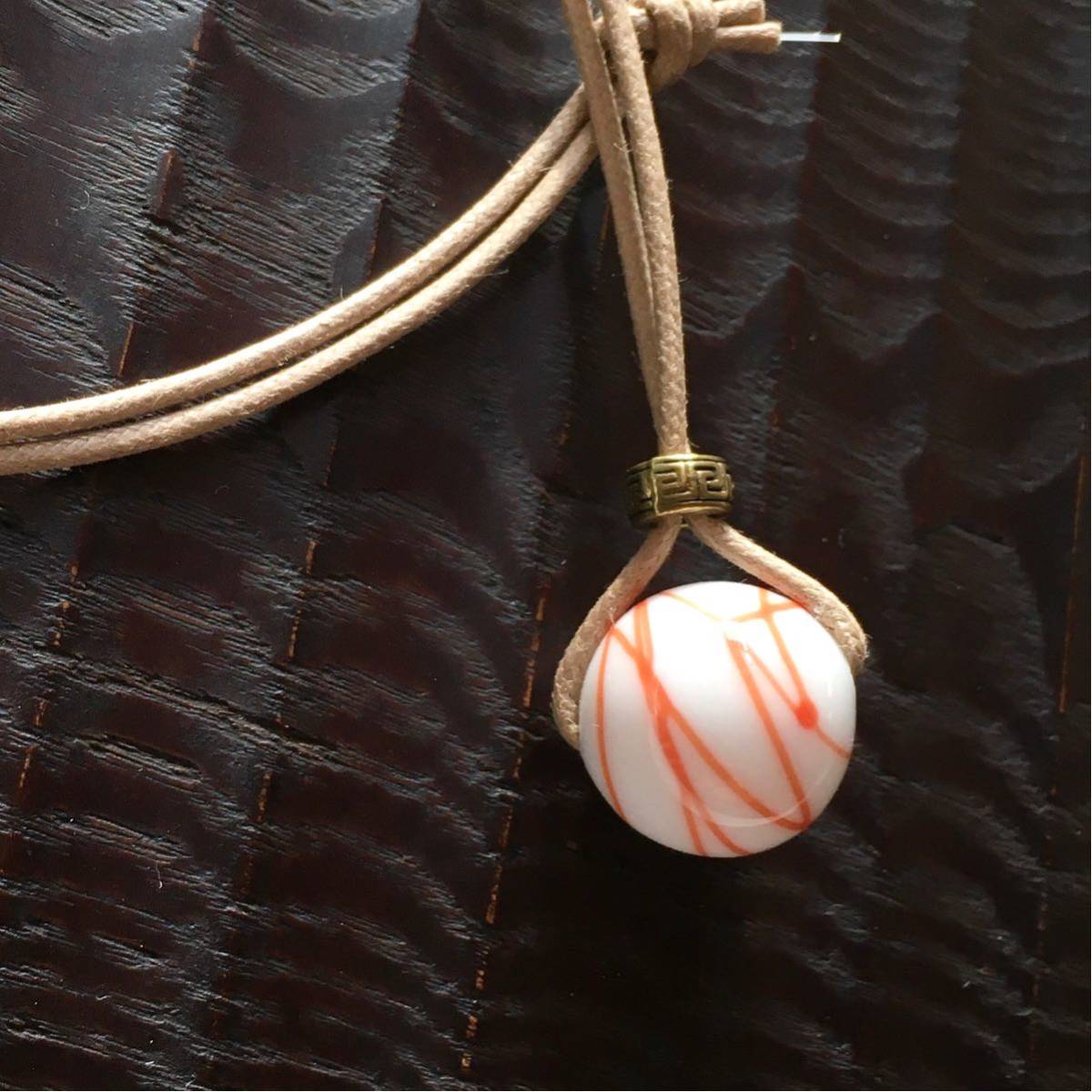 ( бесплатная доставка ) ручная работа стекло tonbodama шнур. подвеска белый цвет orange линия 