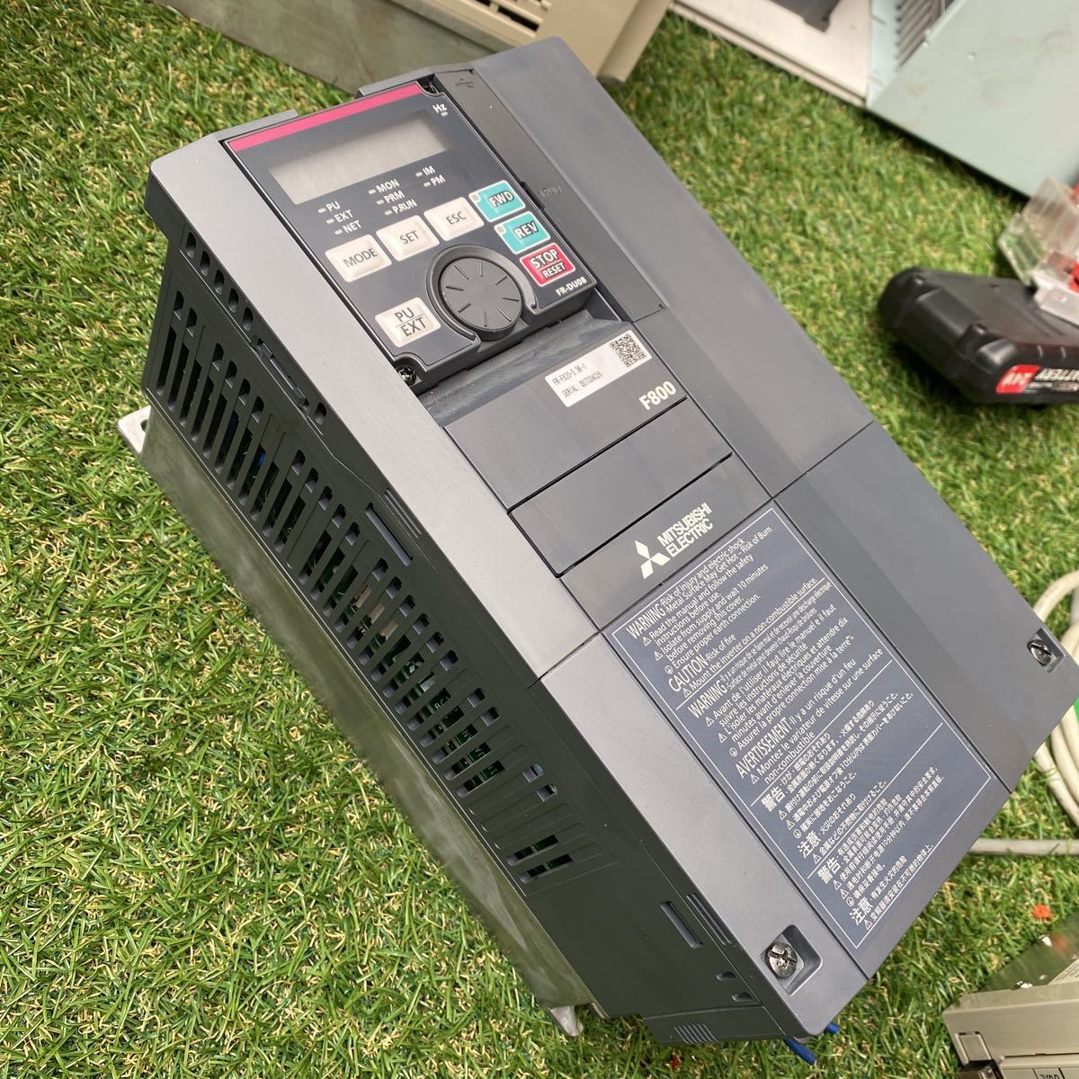3E100001 三菱電機 インバータ 標準構造品 FR-F800シリーズ FR-F820