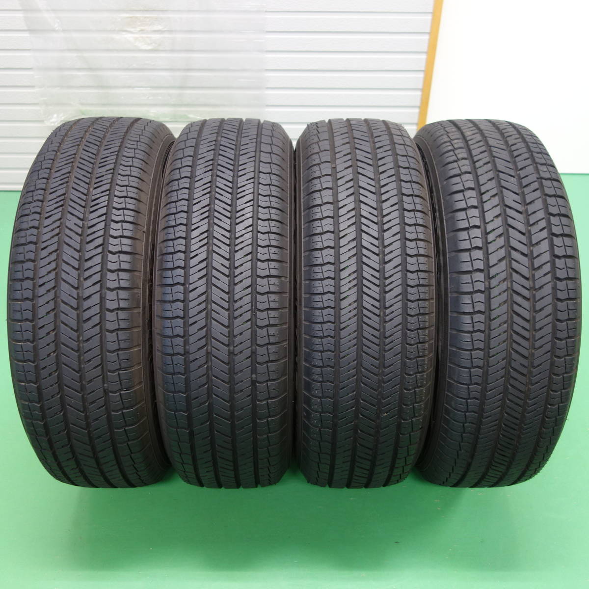 ☆ ほぼ新車外し ヨコハマ 225/65R17 CX-5 / CX-8 純正タイヤ 4本