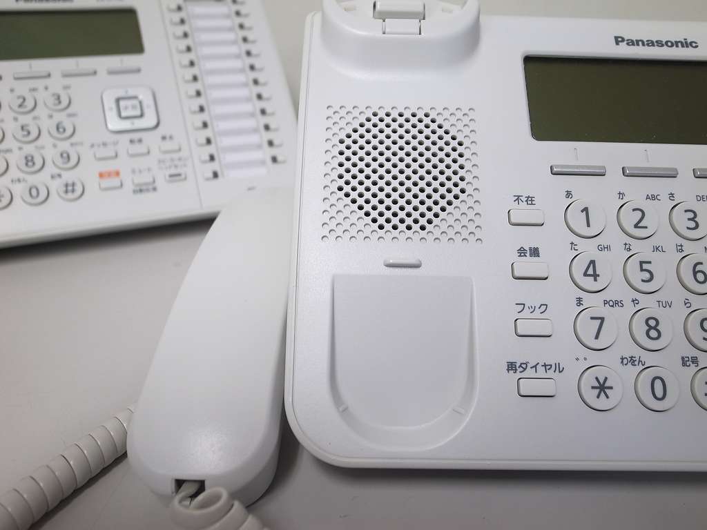 #Panasonic SIP телефонный аппарат [KX-UT136N] 2 шт. (1)#