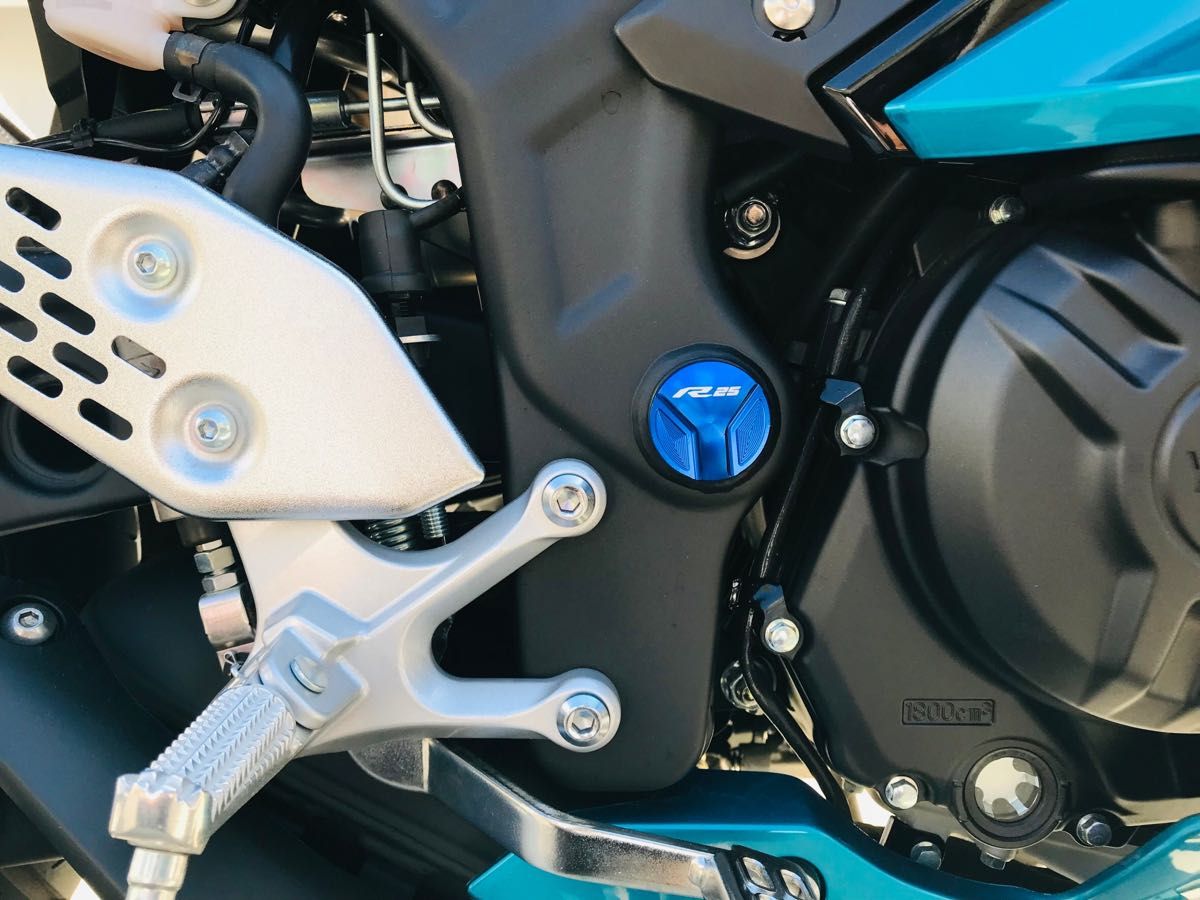 YZF-R25 フレームホールプラグ ブルー|PayPayフリマ