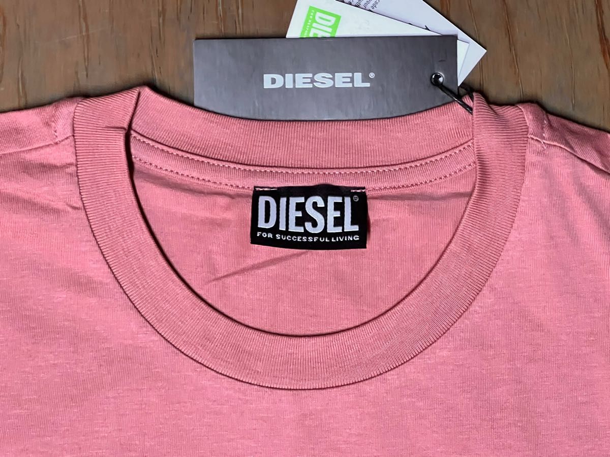 DIESEL レディース 新品未使用 Mサイズ Tシャツ カットソー DIESEL レディース 新品未使用 Mサイズ Tシャツ カットソー