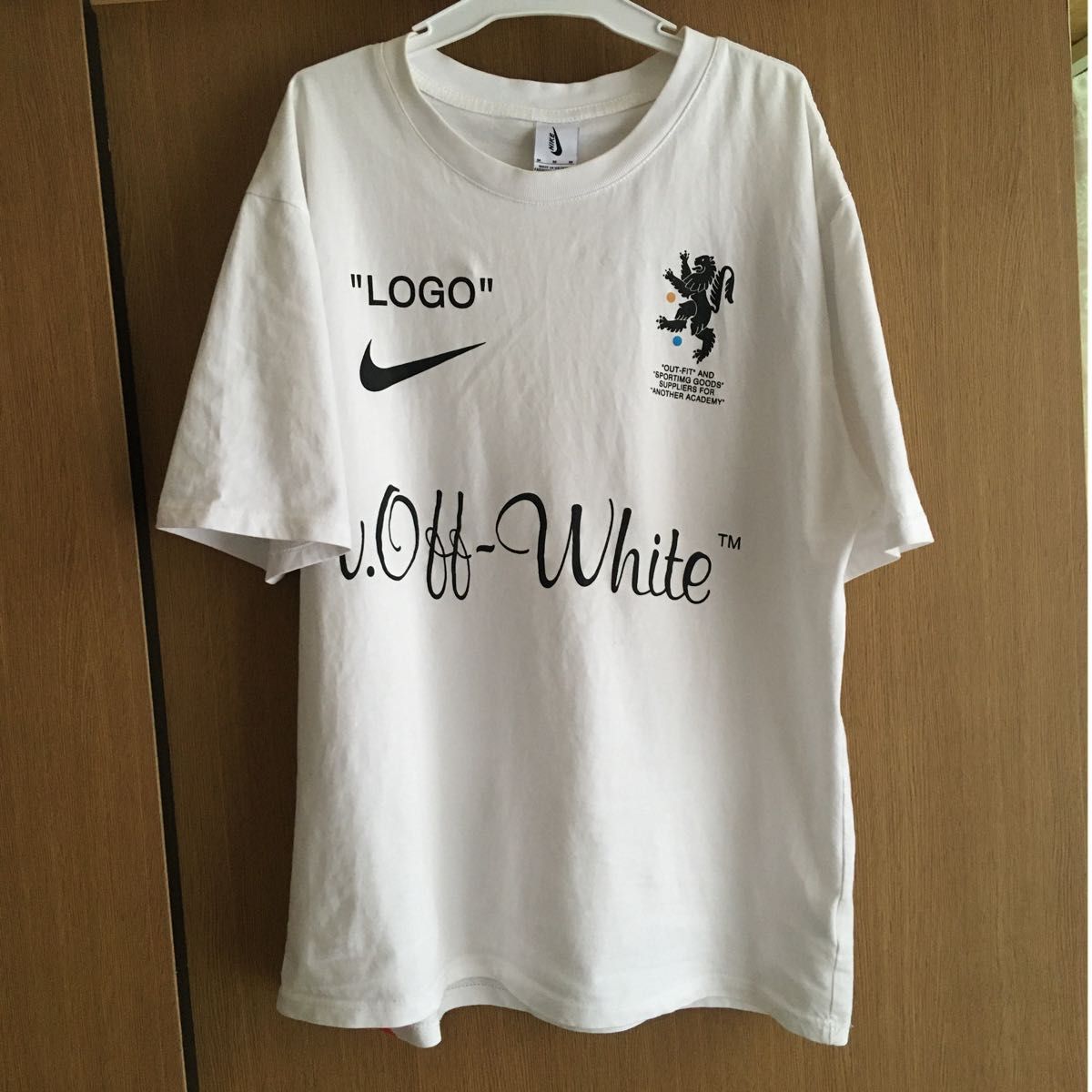 NIKE×OFF-WHITE コラボ ロゴマークTシャツ ホワイト サイズ M｜PayPay