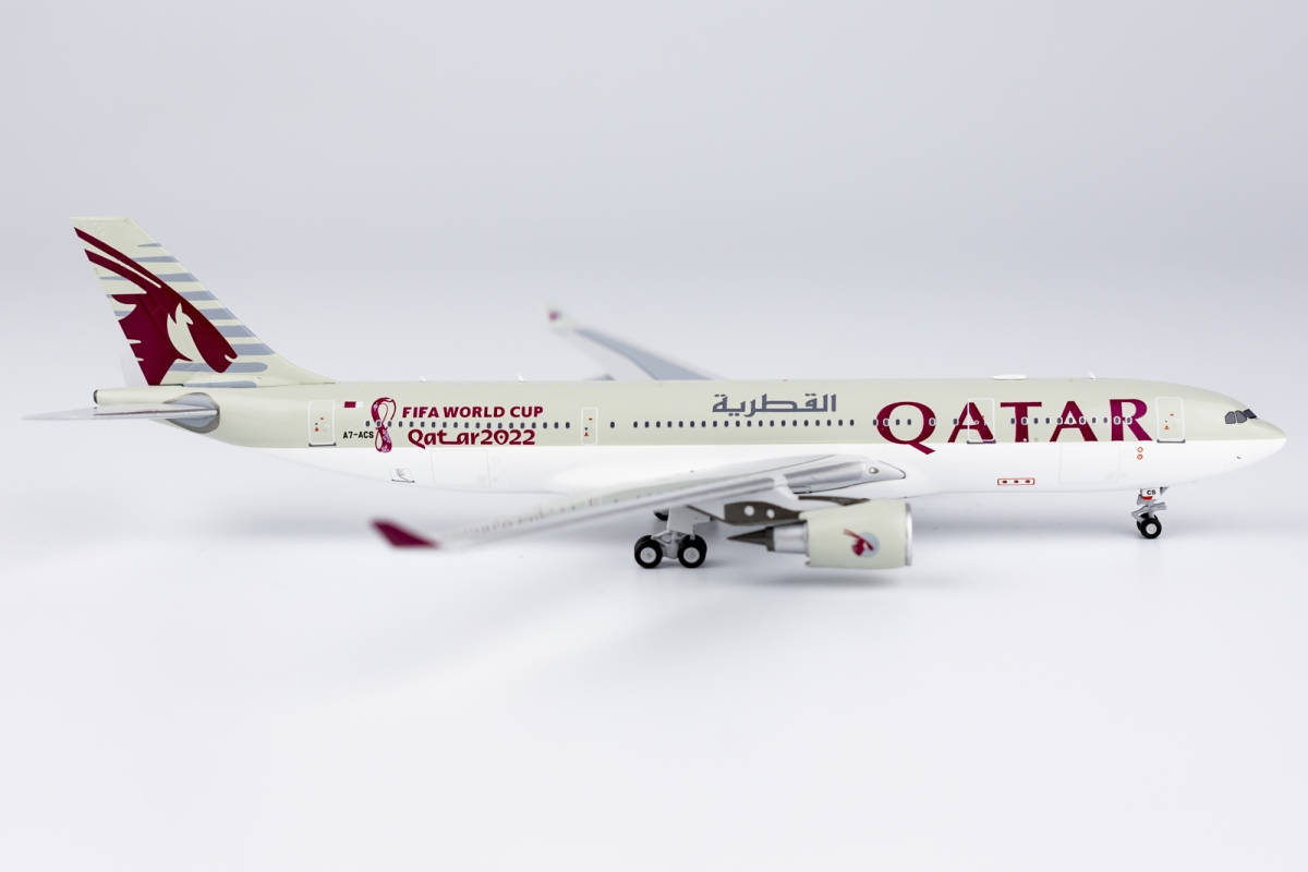 NGmodel カタール航空 A330-200 A7-ACS 1/400_画像5