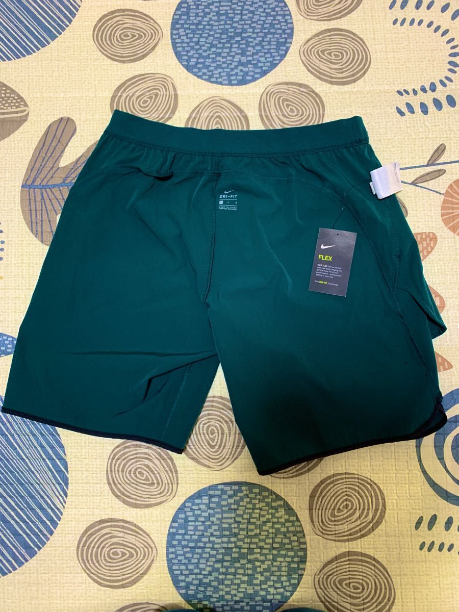 貴重 】ナイキ テニス ハーフパンツ フェデラーモデル 【新品 貴重 】ナイキ テニス ハーフパンツ フェデラーモデル 【新品