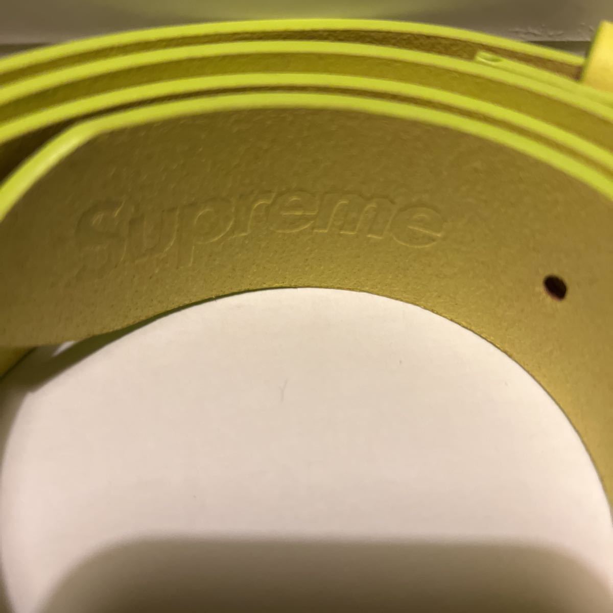 Supreme Repeat Leather Belt ベルト 黄色