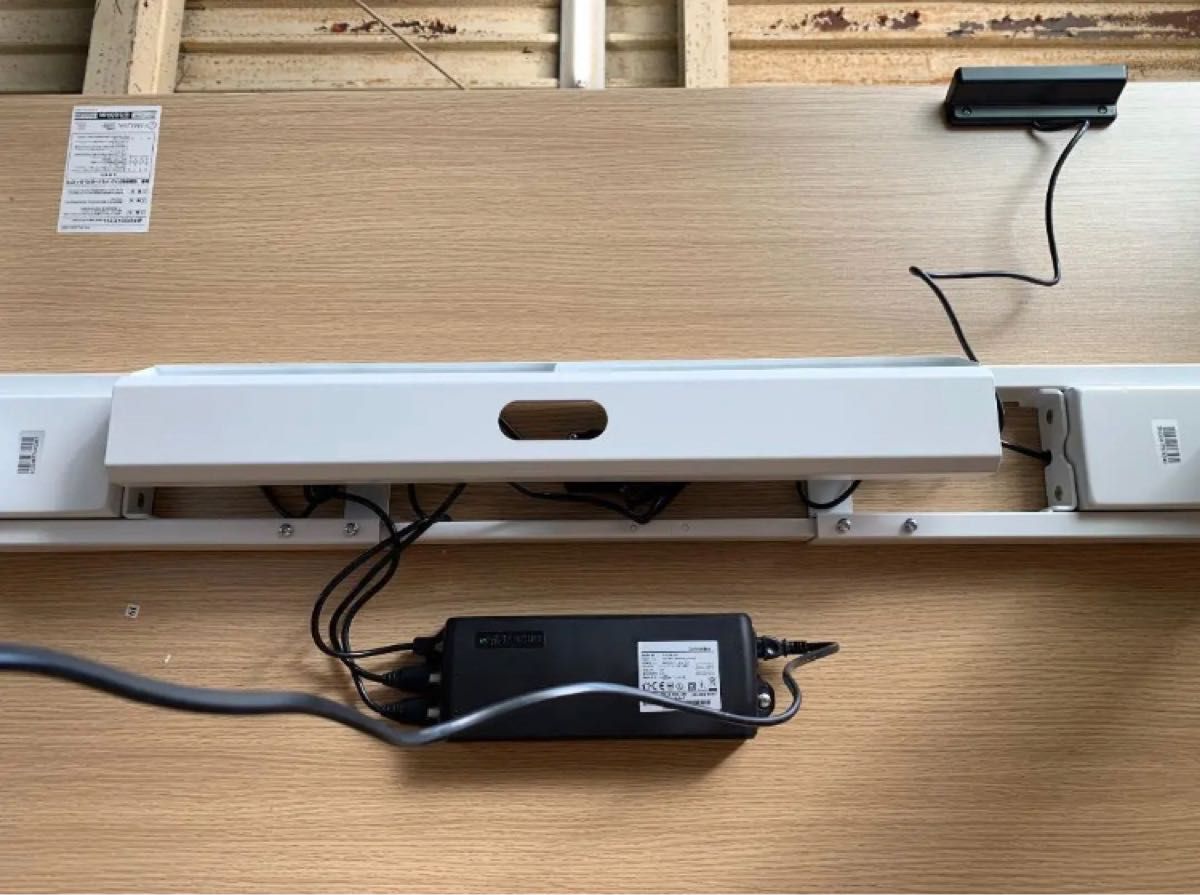 電動式昇降デスク(W1200xD700xH710〜1100mm)ナチュラルウッド