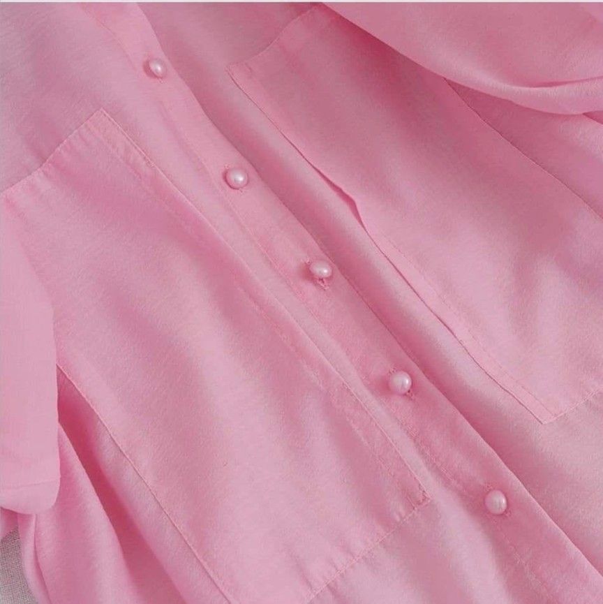 ブラウス オシャレ かわいい 夏 涼しい 透け感  ピンク ボタン バルーン袖 グリーン セクシー リゾート パフスリーブ パール