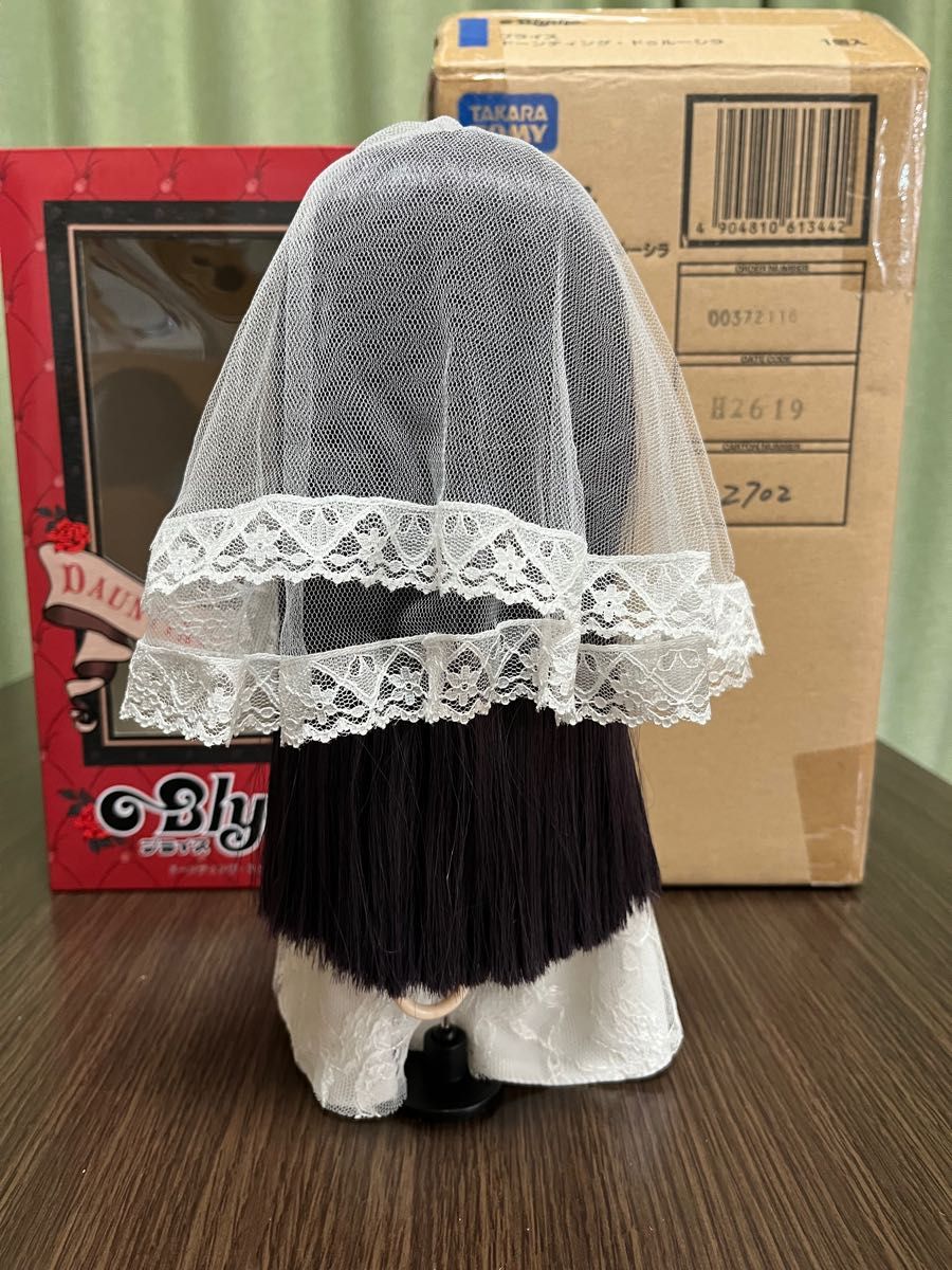ドーンティングドゥルーシラ着物・ブラック服・ウェディングドレス