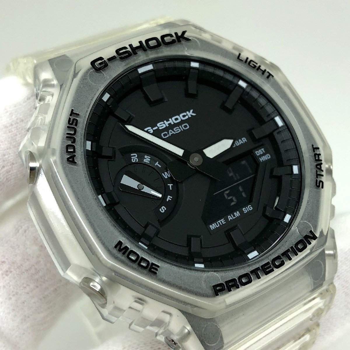 極美品 G-SHOCK ジーショック CASIO カシオ 腕時計 GA-2100SKE-7AJF アナデジ クォーツ 八角形 ホワイト スケルトン 【ITASY1H0OS5I】_画像5