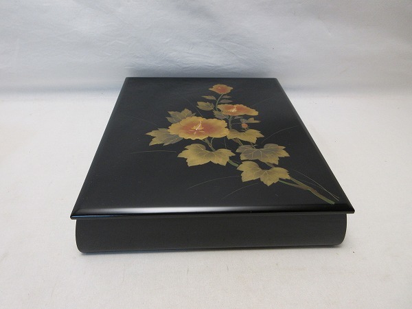 504339 [ beautiful goods Aizu paint natural tree made handmade black paint gold paint flower lacqering box to hold letters library paper box ] inspection ) paper tool box to hold letters case library inserting post card inserting tradition industrial arts ⅱ