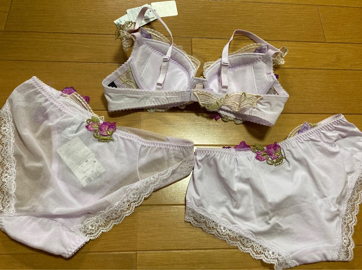ワコール サルート 84G オーラ 大女優 B70 ショーツ2点セット PU