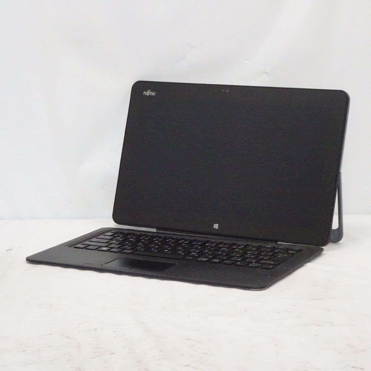 FUJITSU arrows Tab RH77/X Core i5-6200U 2.3GHz/4GB/SSD256GB/12
