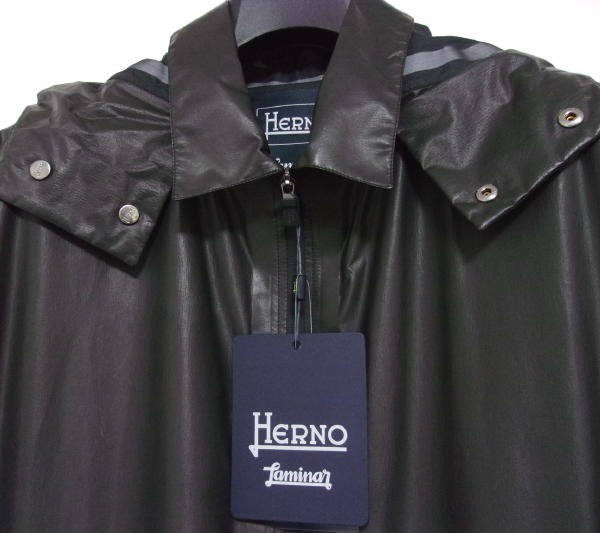 新品★定価12.6万★HERNO Laminar★ヘルノ ラミナー★ゴアテックス シェイクドライ コート★GORE-TEX 44 ポケッタブル 軽量 防水 防風 透湿_画像4