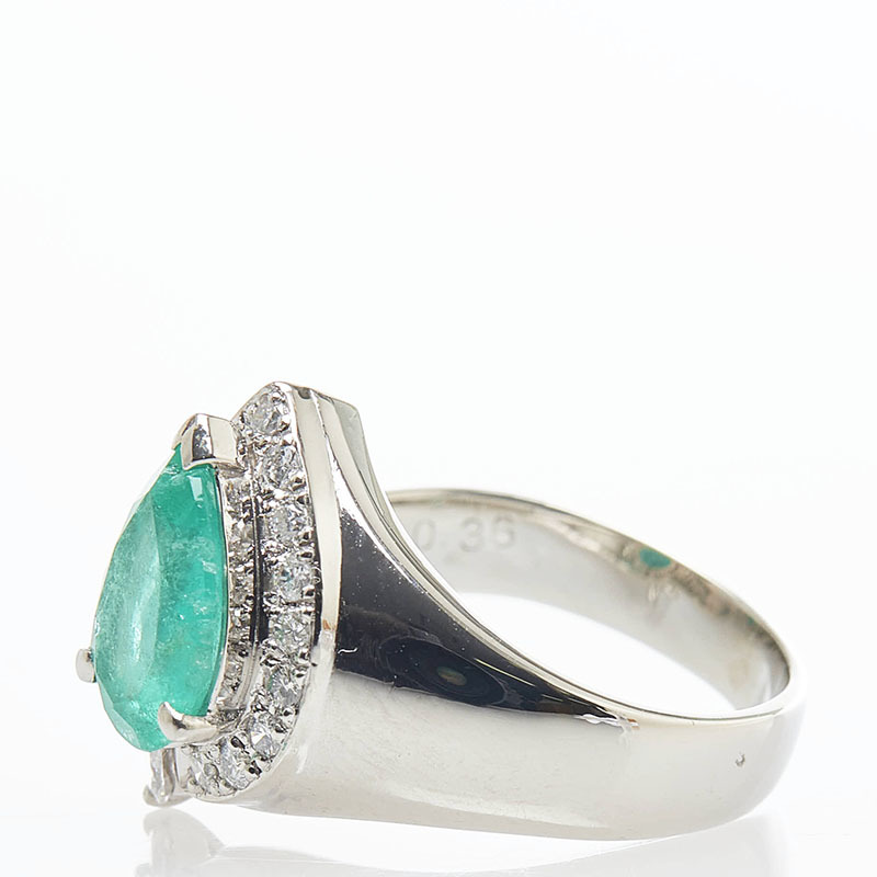 Pt900 プラチナ エメラルド1.28ct ダイヤ0.36ct リング 指輪