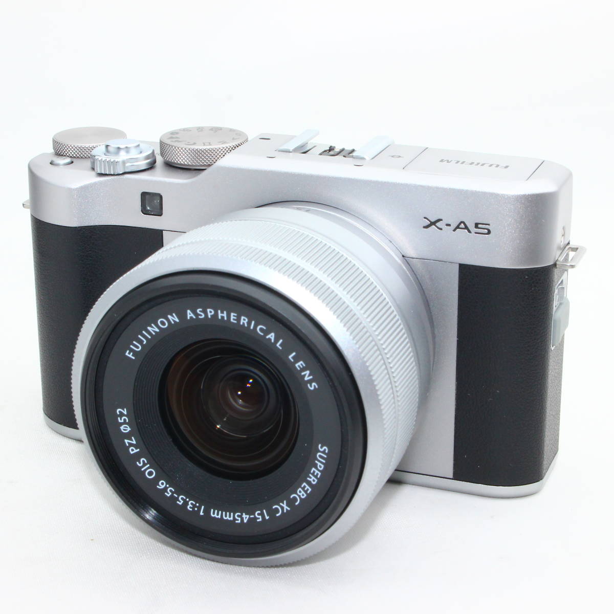 贈答品 FUJIFILM ミラーレス一眼カメラ X-A5レンズキット シルバー X