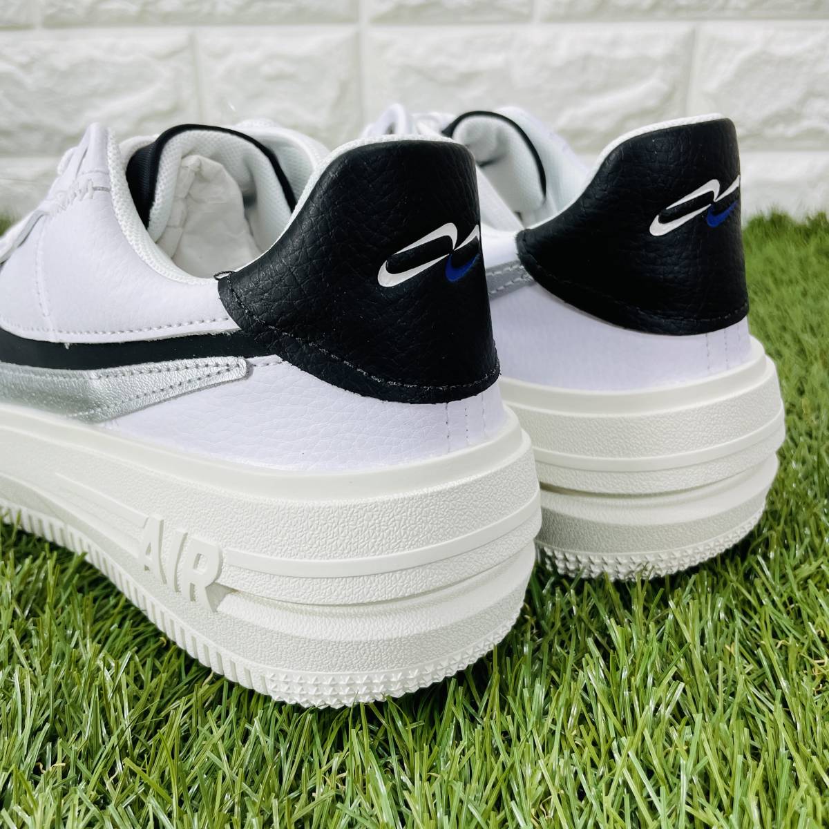 即決 ナイキ ウィメンズ エア フォース1 プラットフォーム LV8 白黒 ホワイト シルバー Nike Air Force1 厚底 23.5cm 送料込み DX3199-100_画像10