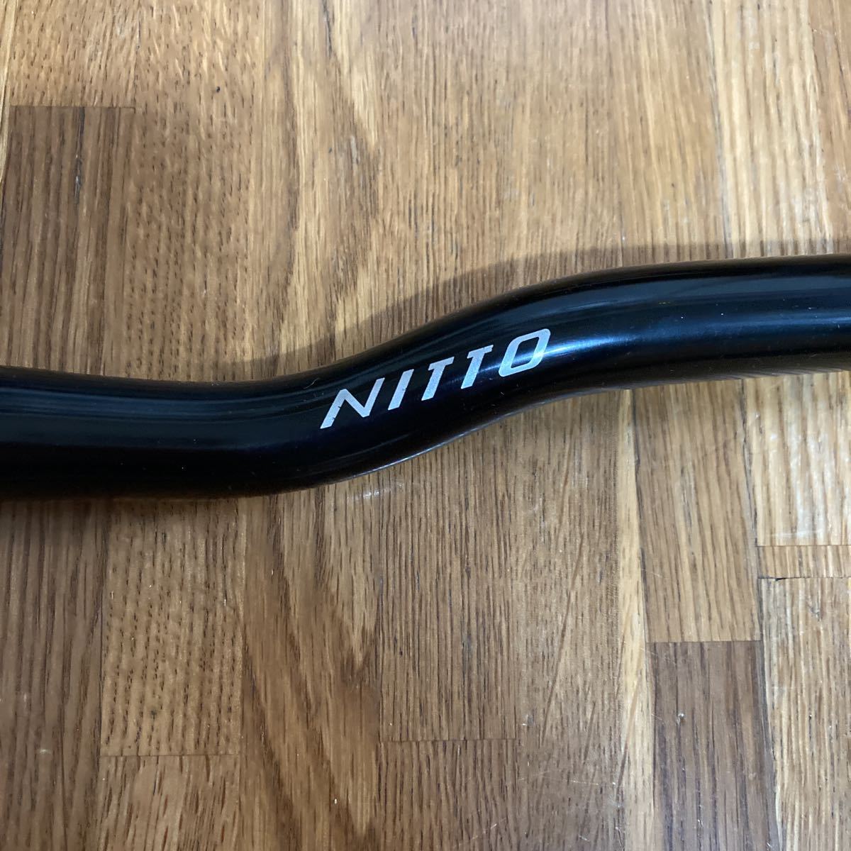 即決有 展示美品 NITTO b809 cross ライザーバー クランプ25.4 即決有 展示美品 NITTO b809 cross ライザーバー クランプ25.4
