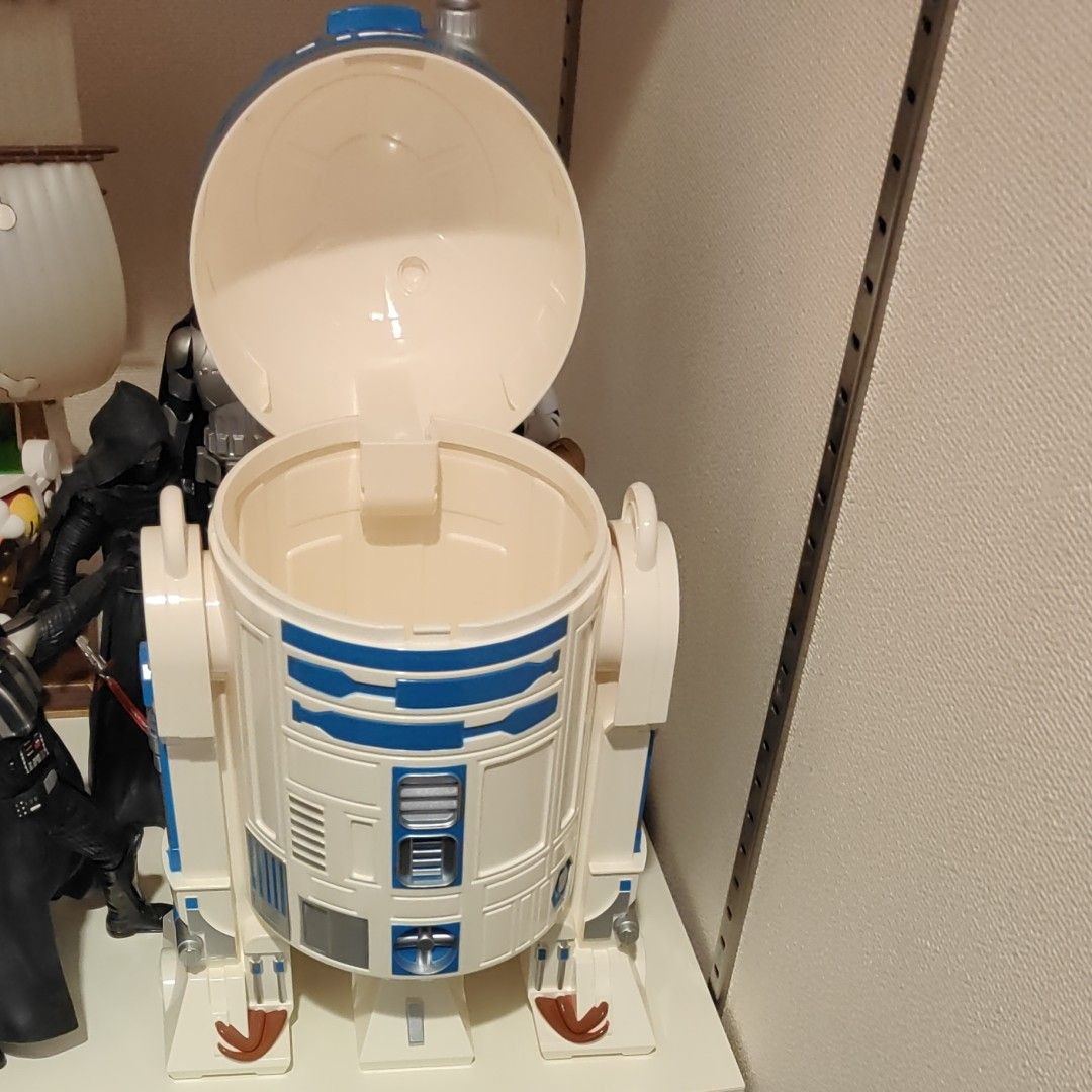 STAR WARS フィギュアセット　ダースベイダー スターウォーズ ストームトルーパー カイロレン C-3PO　R2-D2