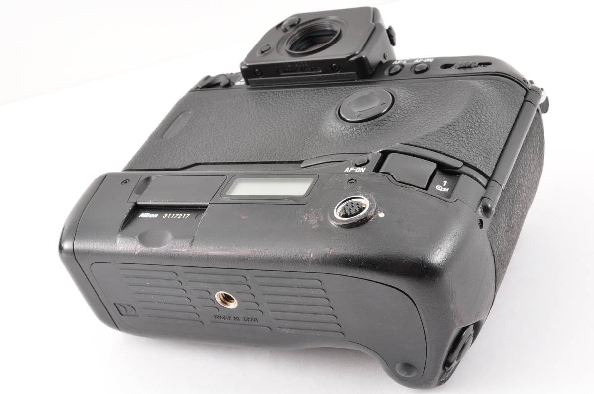 #CJ03 Nikon F5 35mm SLR フィルムカメラ