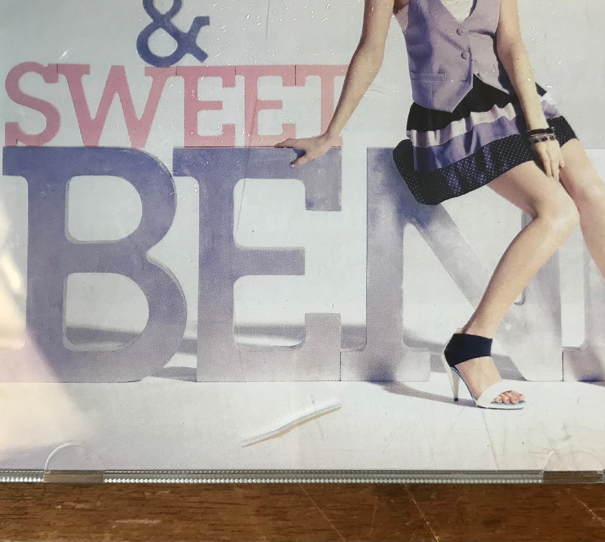 DD-9354 ■送料無料■ BENI Bitter & Sweet ベニ J-POP R&B 歌手 シンガーソングライター 安良城紅 CD 音楽 MUSIC /くKOらの画像4