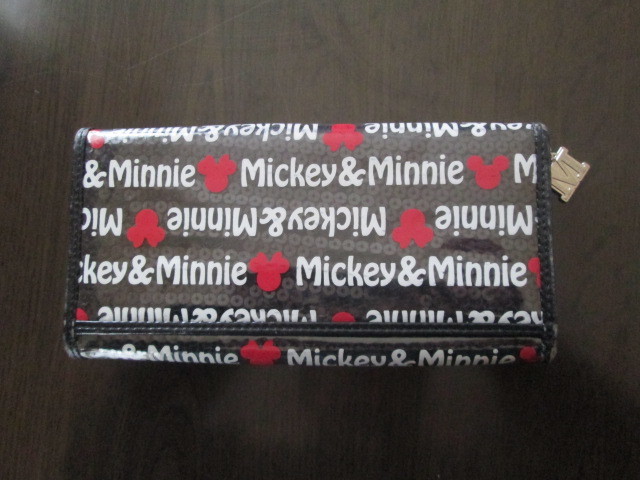 ■送料無料！Mickey&Minnie収納力抜群の長財布