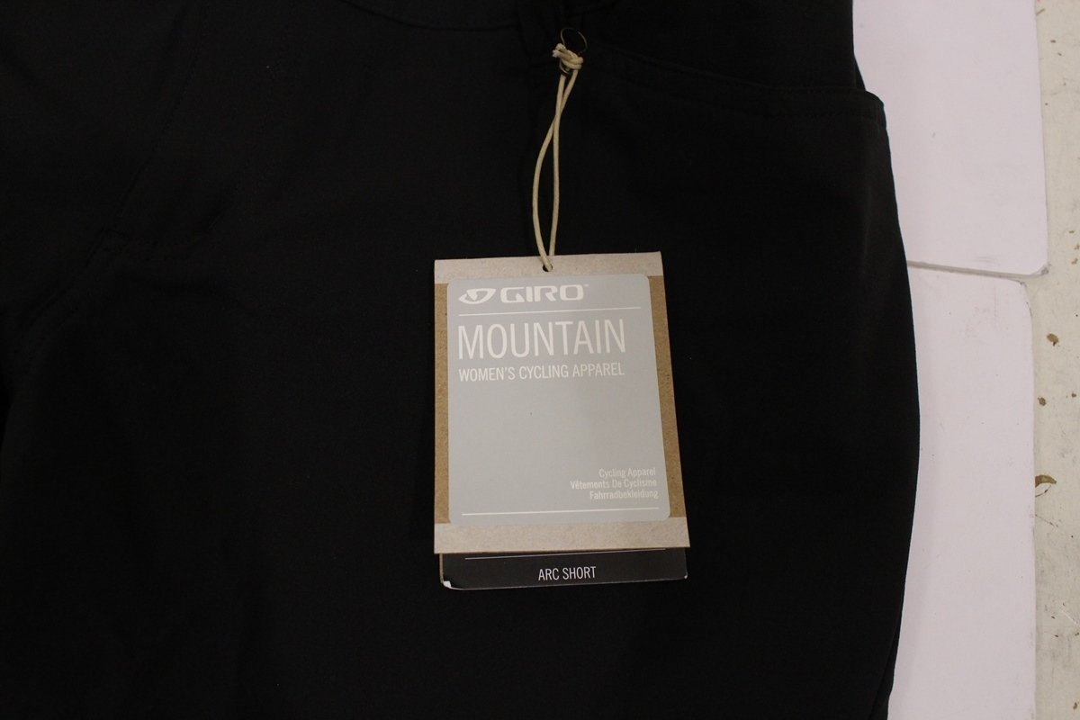 ★GIRO ジロ MOUNTAIN WOMEN'S CYCLING APPAREL サイクルパンツ XLサイズ相当 未使用品_画像4