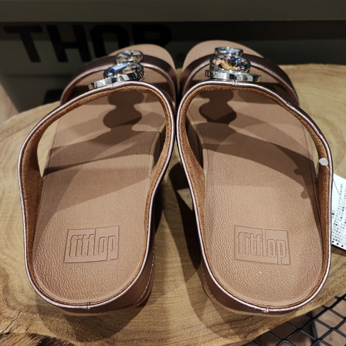 専用 新品 fitflop フィットフロップ サンダル ローズゴールド US07 23