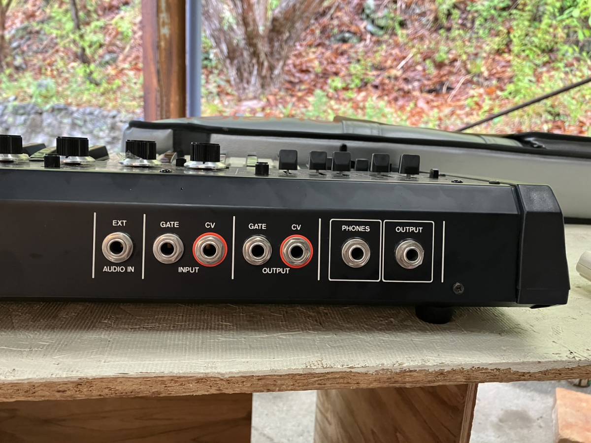 Roland SH-2 ローランド アナログ シンセサイザー SYNTHESIZER Roland SH-2 ローランド アナログ シンセサイザー SYNTHESIZER