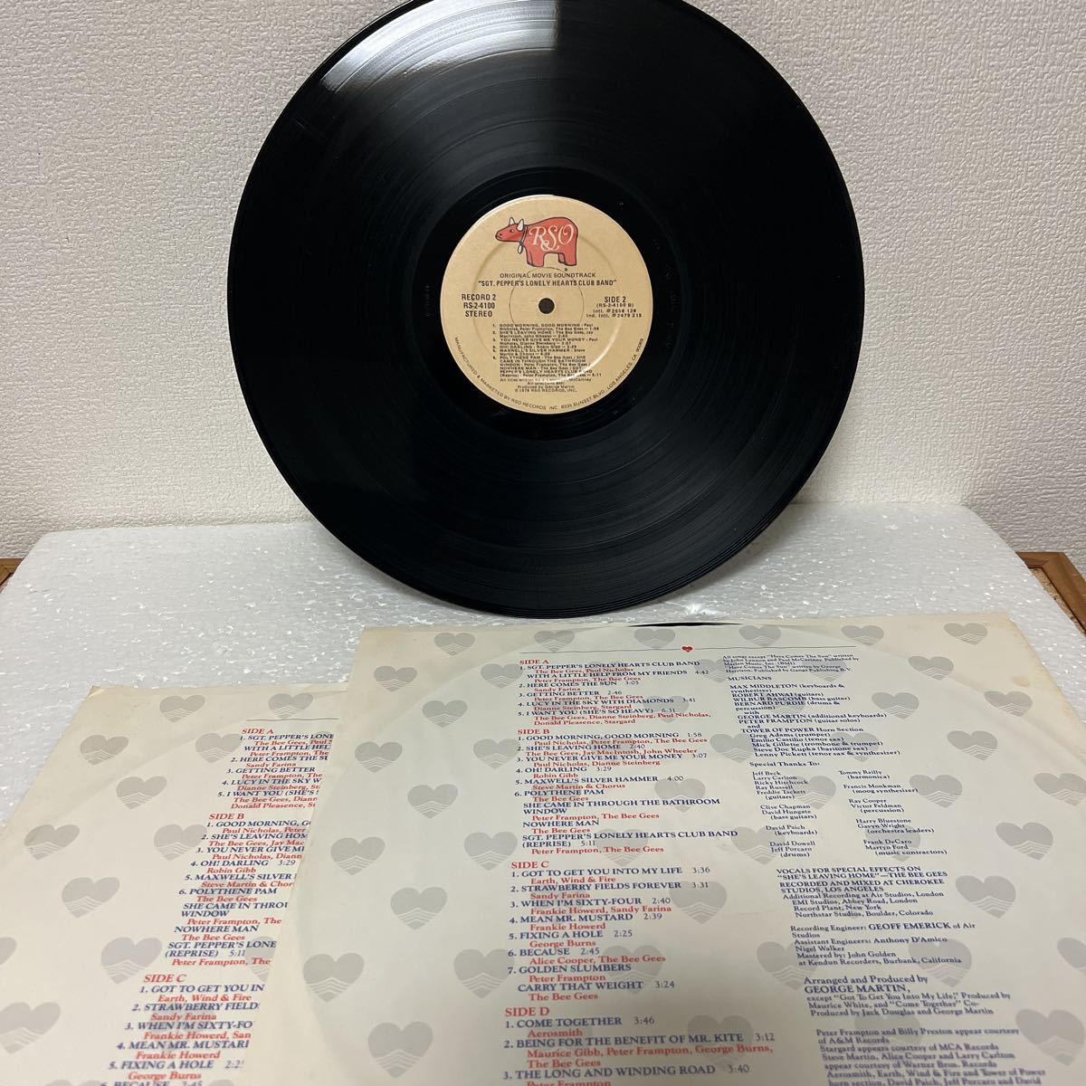 SGT. PEPPER'S LONELY HEARTS CLUB BAND / THE BEE GEES / PETER FRAMPTON 2LP ポスター付_画像6