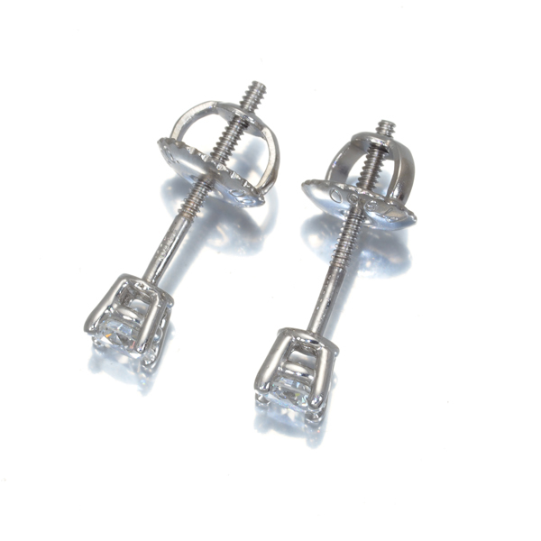 ティファニー ダイヤピアス ダイヤモンド ソリティア 0.15ct/0.15ct程