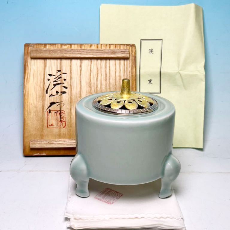 ☆ 平安 加藤渓山 砧青瓷 香炉 蓋 金工師 加藤忠雄 作(共箱共布 ☆ 平安 加藤渓山 砧青瓷 香炉 蓋 金工師 加藤忠雄 作(共箱共布