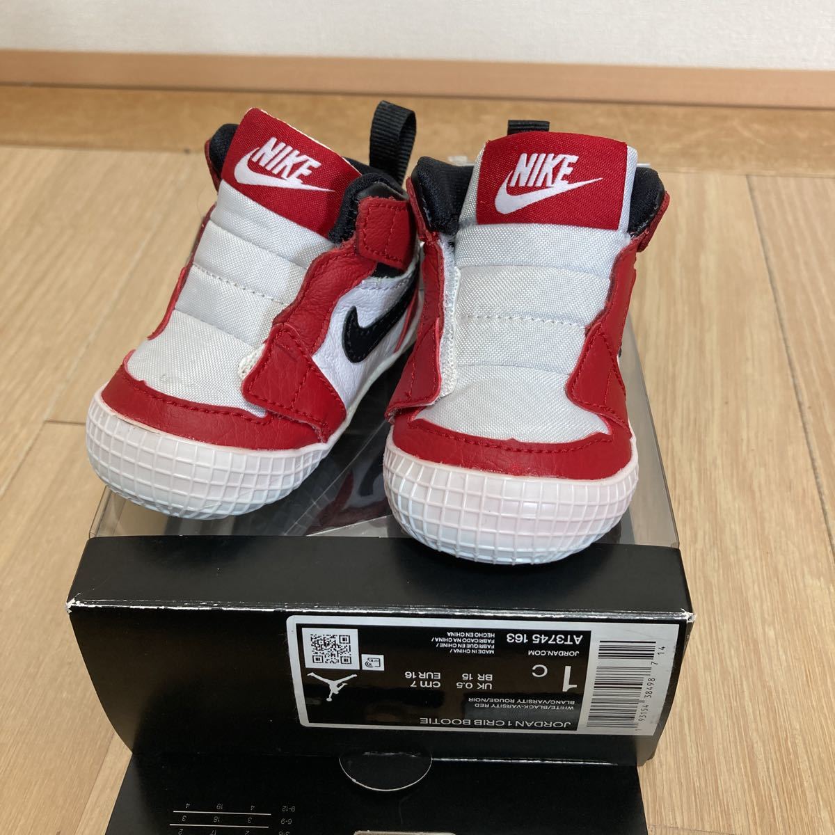 【未使用】NIKE ナイキAIR JORDAN 1 CRIB BOOTIE WHITE/BLACK-VARSITY RED シカゴカラー サイズ1c 7cm キッズ ベビー AT3745-163_画像1